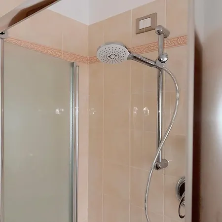 Se216 - Senigallia, Ampio E Luminoso Quadrilocale Vicino Al Mare Σενιγκάλια